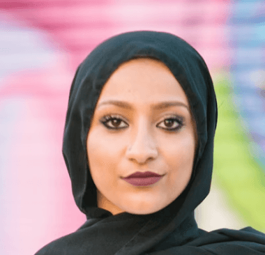 Portrait of Laleh Azizi, founder of Abrisham Tea.